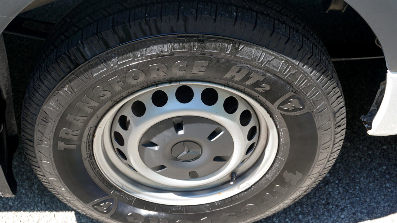 Used 2022 Mercedes-Benz Sprinter 2500 image 23