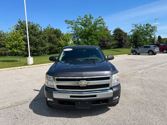 Used 2010 Chevrolet Silverado 1500 LT AWD/4WD image 2