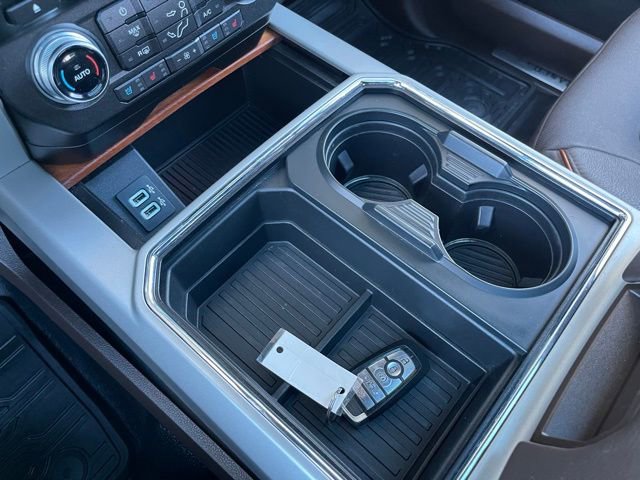 Used 2017 Ford F350 King Ranch w/ King Ranch Ultimate Package AWD/4WD image 17