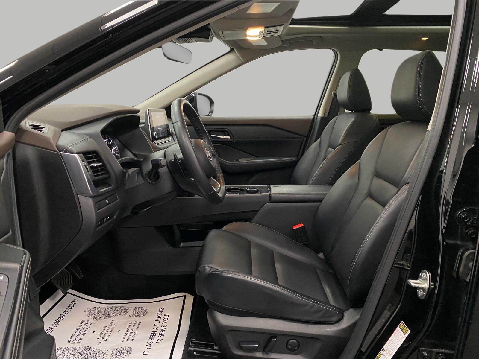 Certified 2023 Nissan Rogue SV w/ SV Premium B Package AWD/4WD image 29