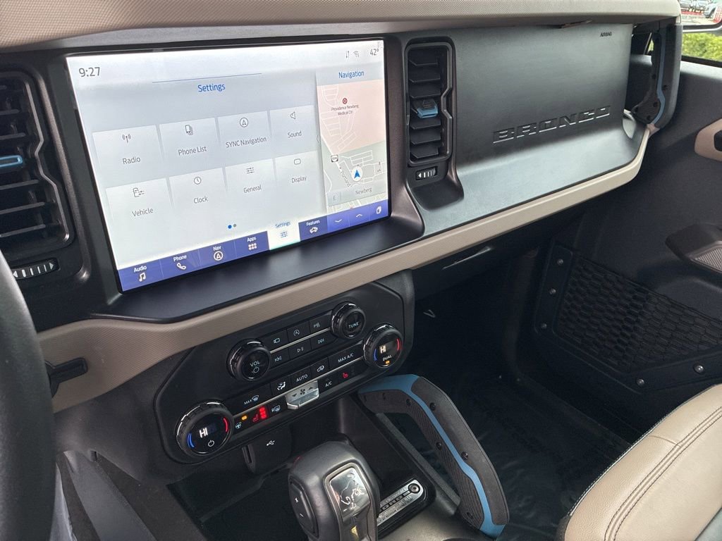 Used 2023 Ford Bronco Wildtrak image 14