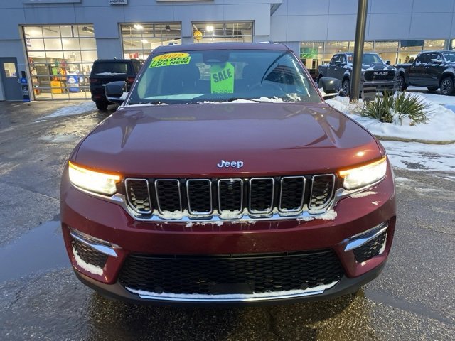 Used 2022 Jeep Grand Cherokee Limited 4xe w/ Luxury Tech Group II image 11