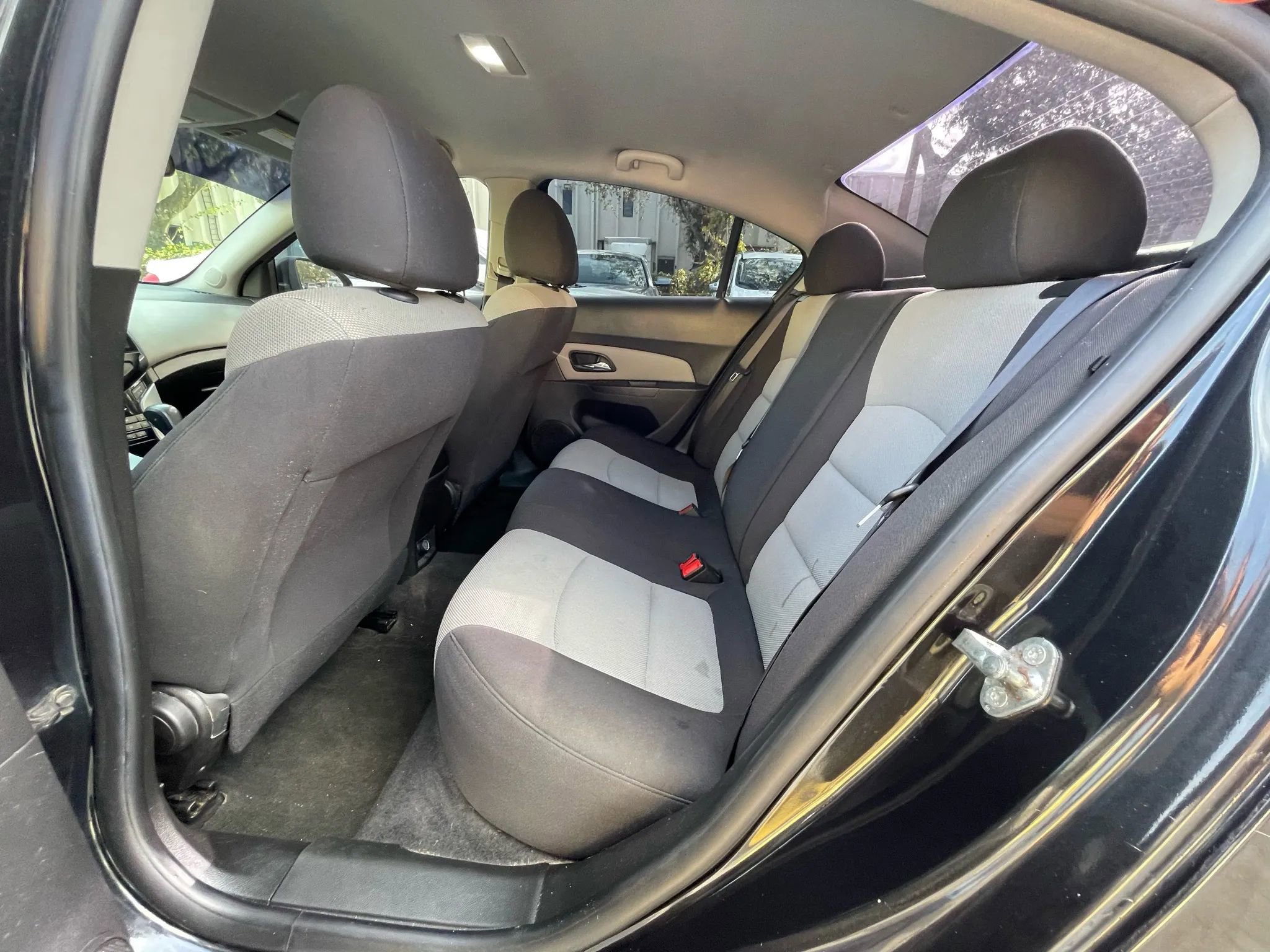 Used 2015 Chevrolet Cruze LS image 22