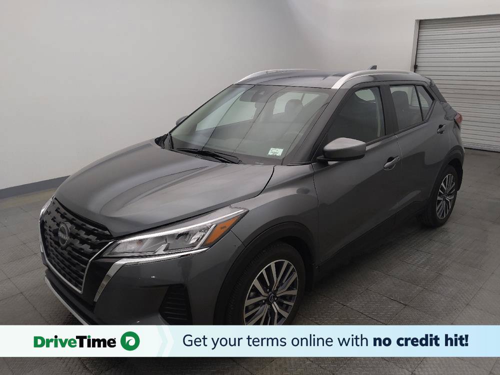 Used 2023 Nissan Kicks SV FWD image 1