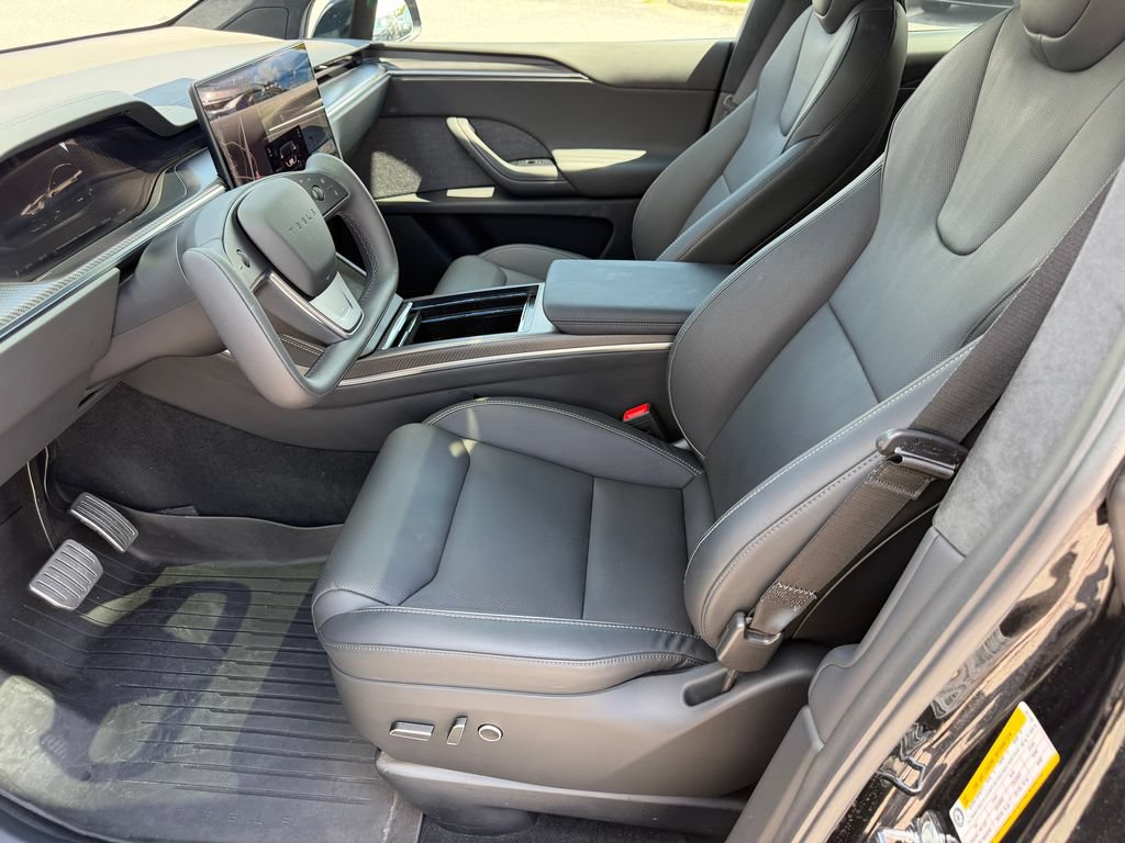 Used 2026 Tesla Model X Plaid AWD/4WD image 3