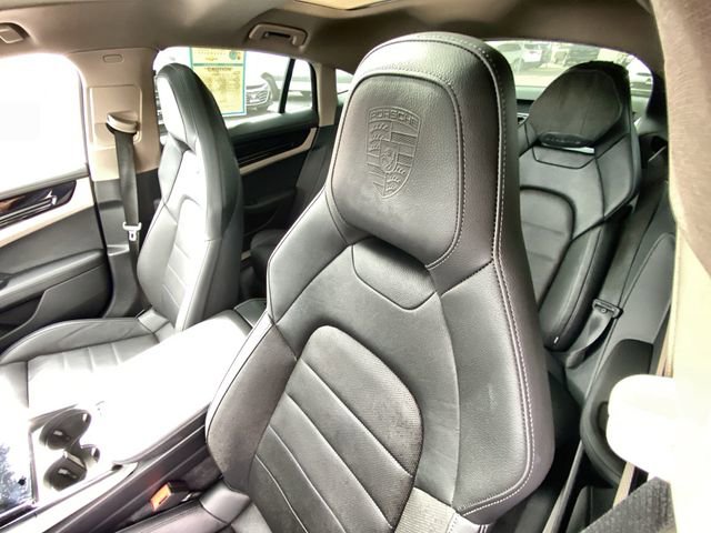 Used 2024 Porsche Panamera 4 image 13