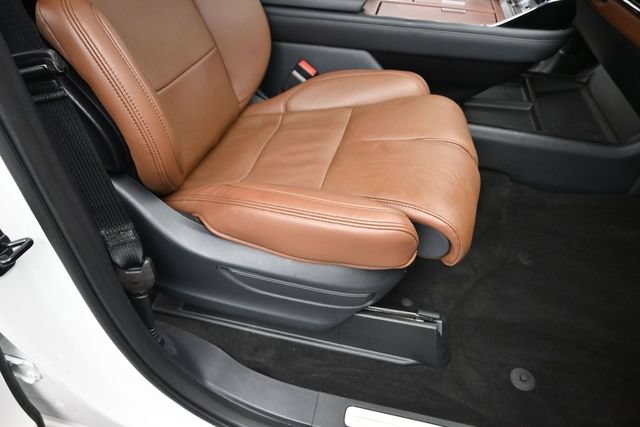 Certified 2023 Lincoln Navigator Reserve AWD/4WD image 34