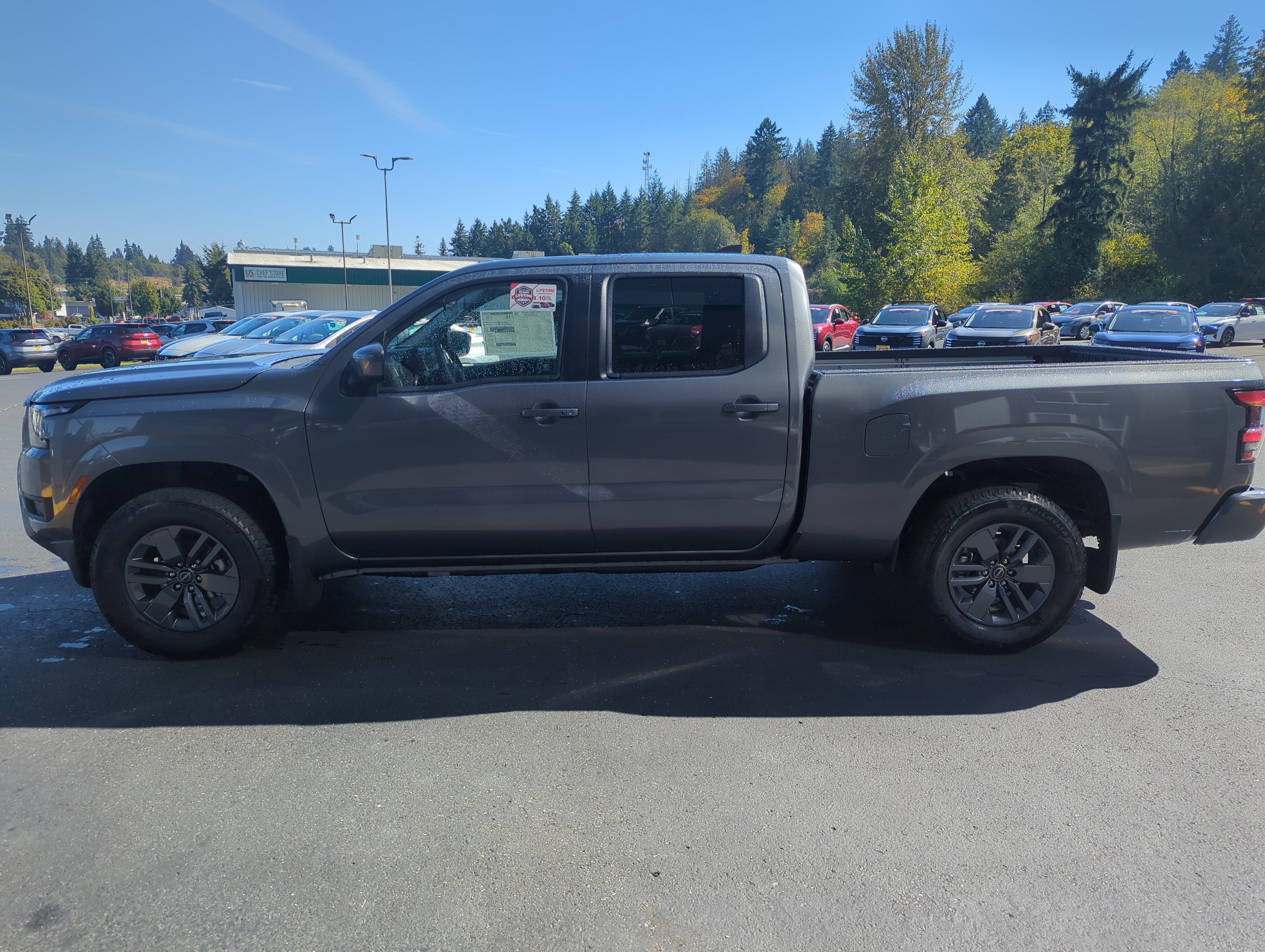 New 2026 Nissan Frontier SV w/ SV Convenience Package image 2