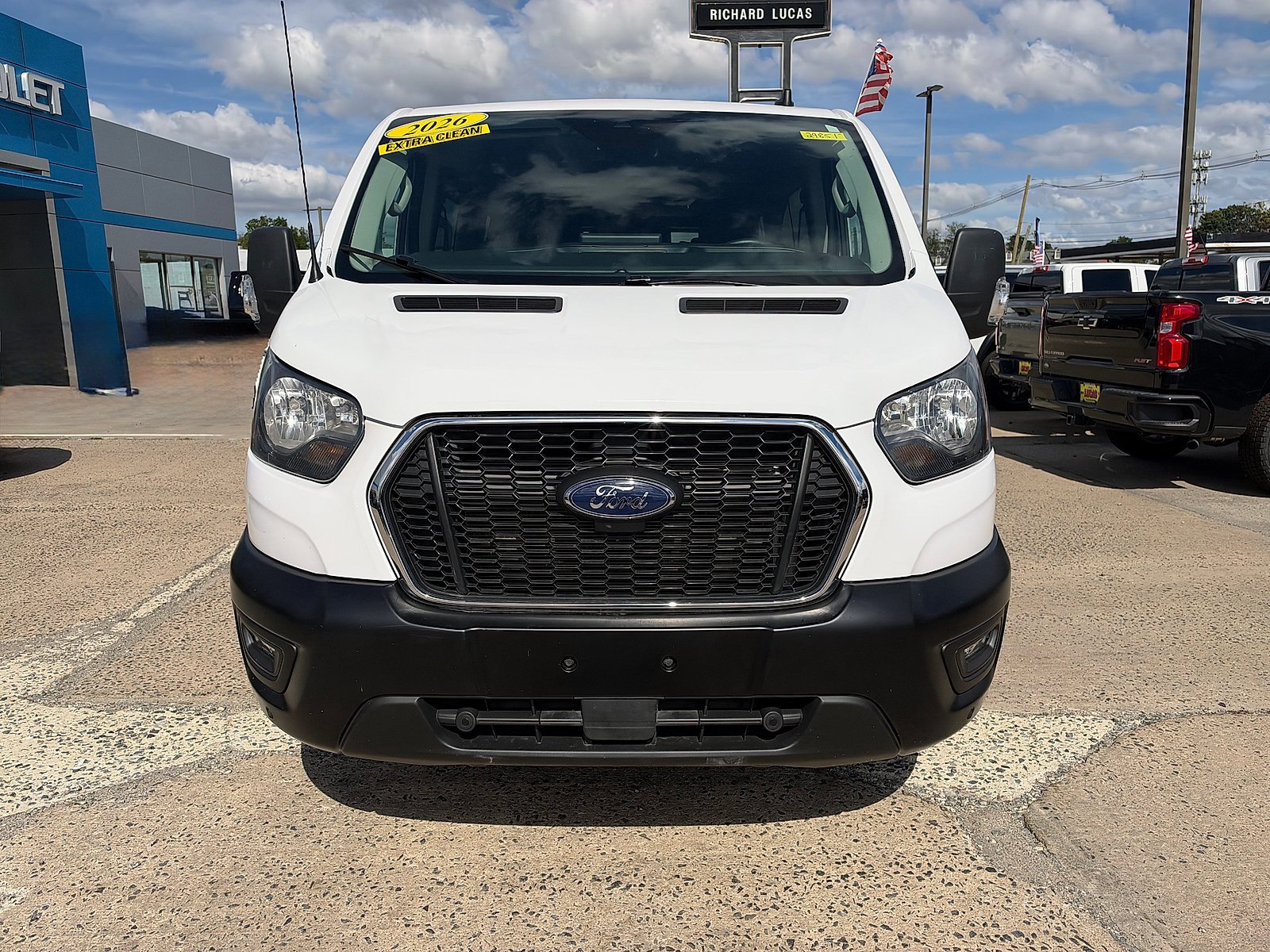 Used 2025 Ford Transit 350 XLT RWD image 3