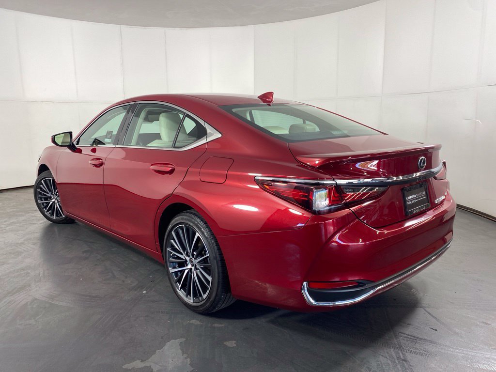 Certified 2024 Lexus ES 300h w/ Premium Package FWD image 10
