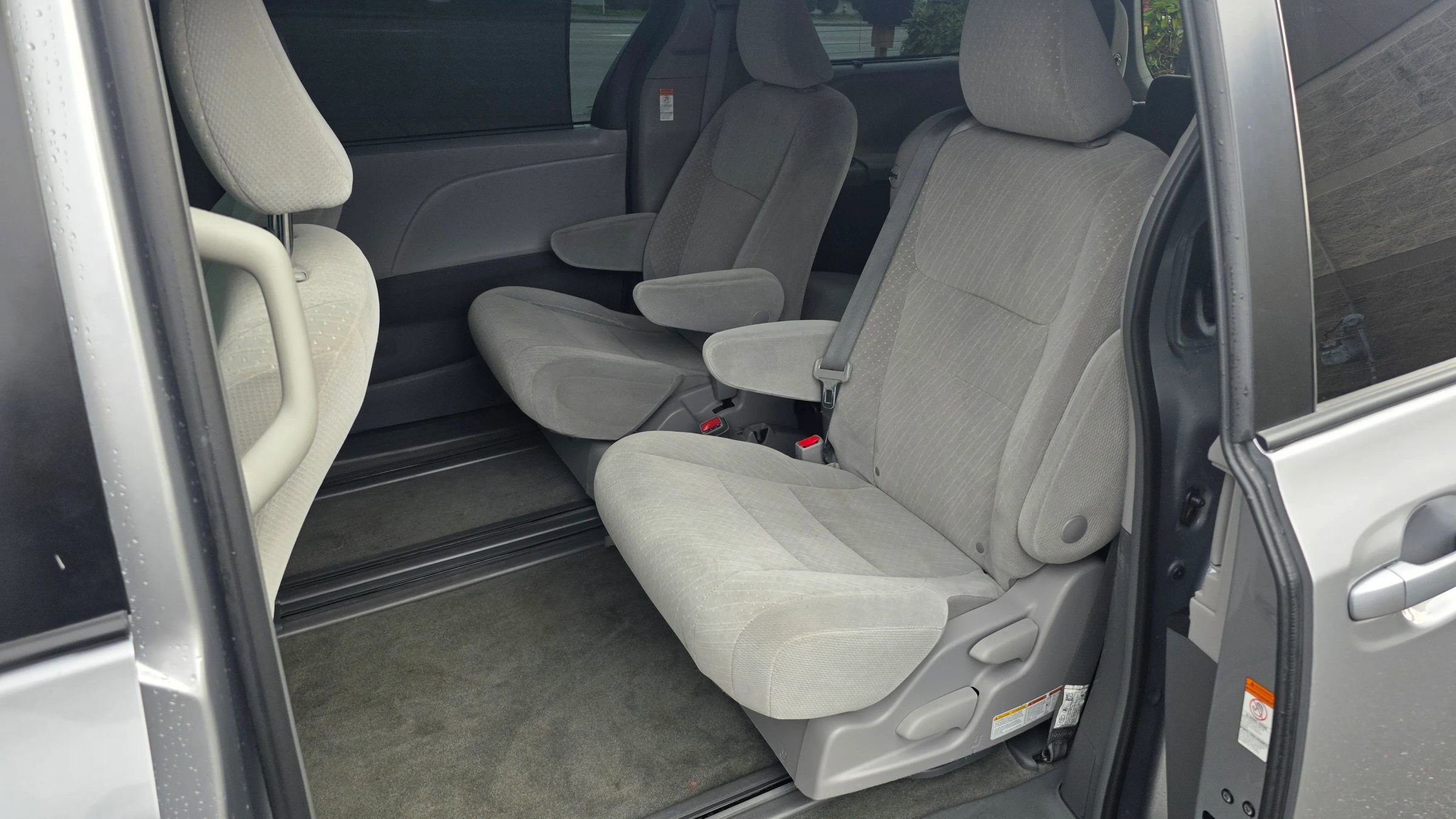 Used 2018 Toyota Sienna LE FWD image 10