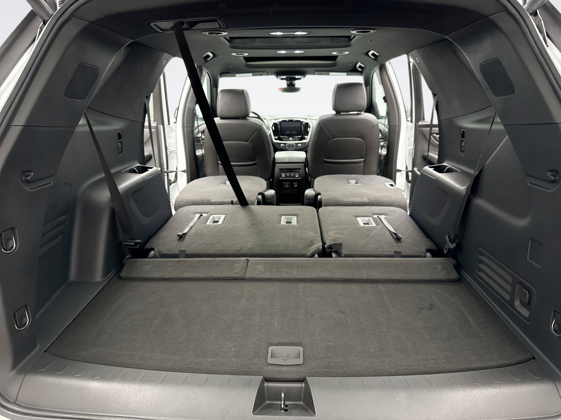 Used 2023 Chevrolet Traverse RS w/ LPO, Floor Liner Package AWD/4WD image 26