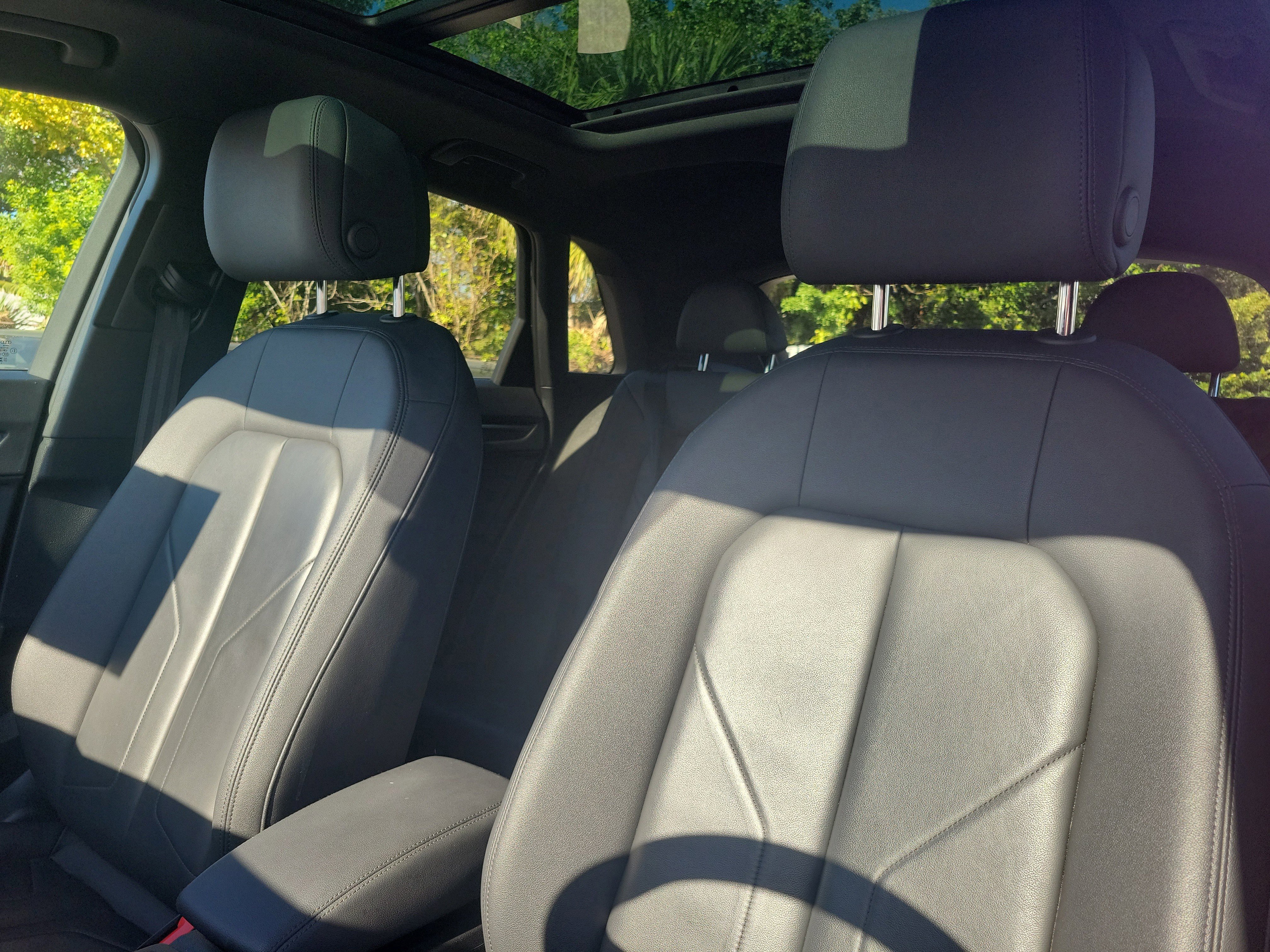 Used 2024 Audi Q3 2.0T Premium image 28