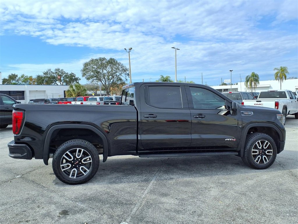 Used 2022 GMC Sierra 1500 AT4 w/ AT4 Preferred Package image 8