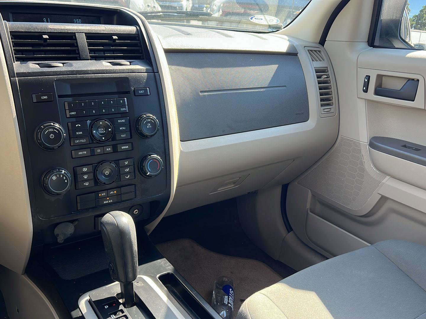 Used 2012 Ford Escape XLS FWD image 12
