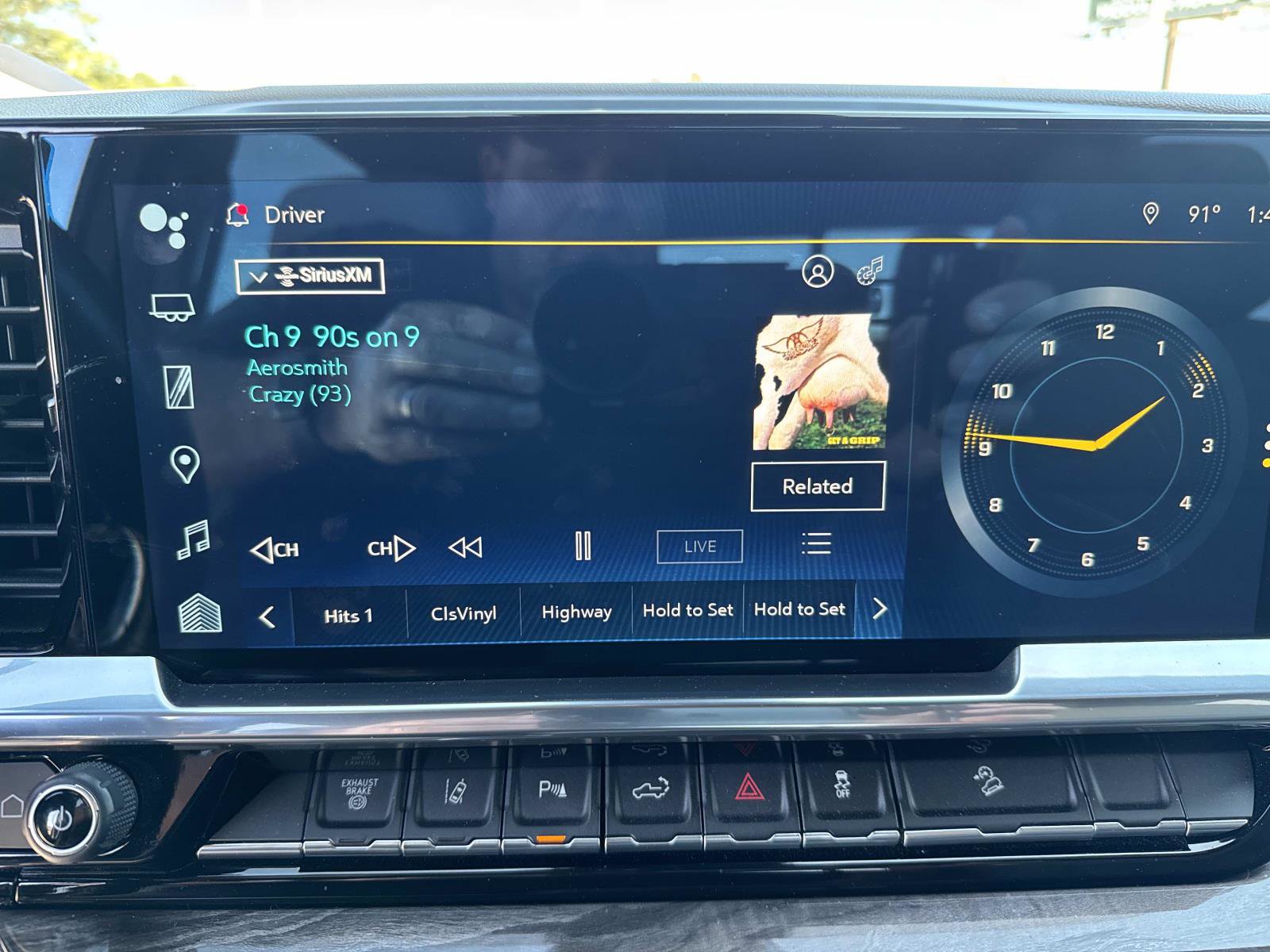 Used 2024 Chevrolet Silverado 3500 LTZ w/ LTZ Premium Package image 31