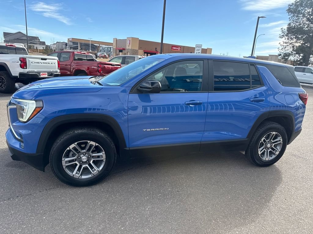 Used 2025 GMC Terrain Elevation image 2