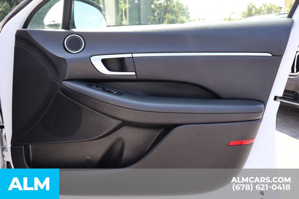 Used 2025 Hyundai Sonata SEL FWD image 26