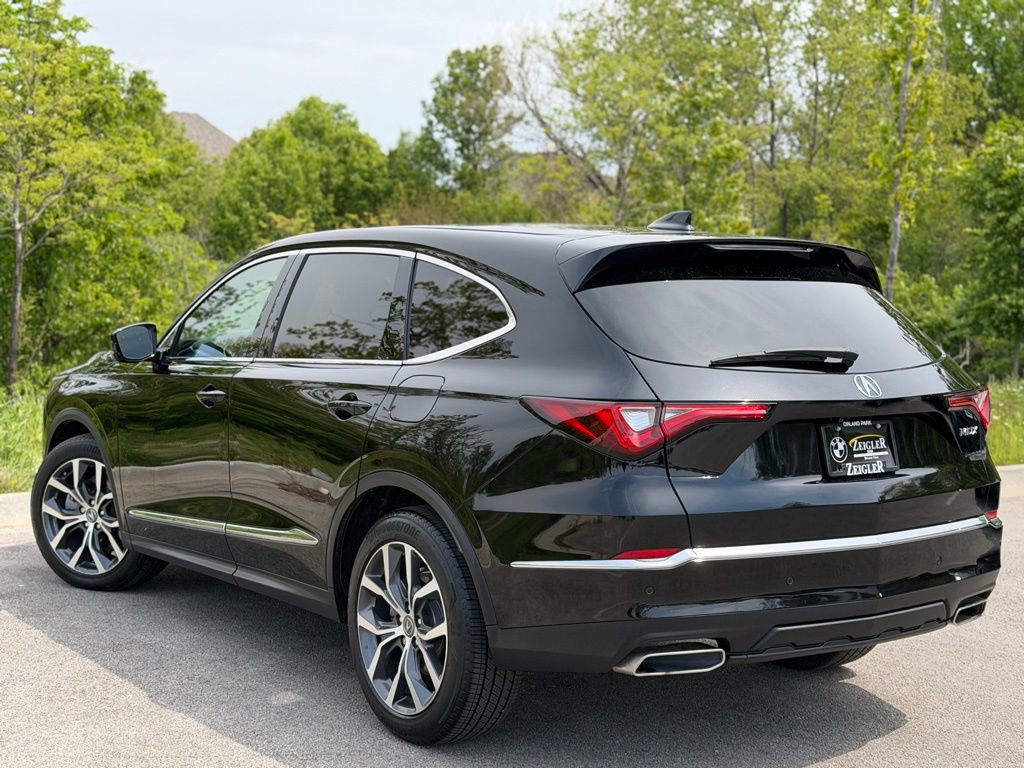 Used 2023 Acura MDX SH-AWD w/ Technology Package image 6