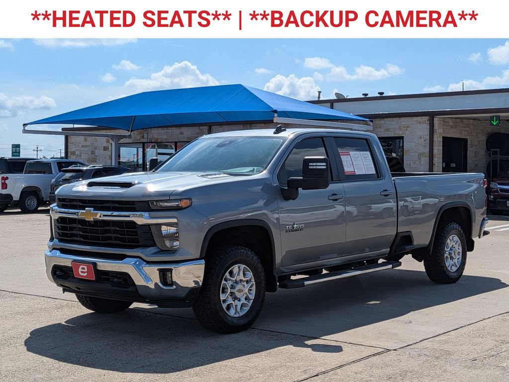 Used 2024 Chevrolet Silverado 2500 LT w/ Texas Edition AWD/4WD image 3