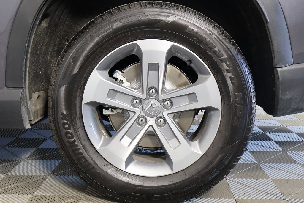 Used 2025 Honda Pilot EX-L image 13