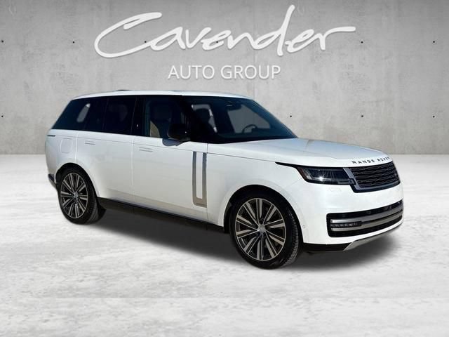 Used 2024 Land Rover Range Rover Autobiography AWD/4WD image 7