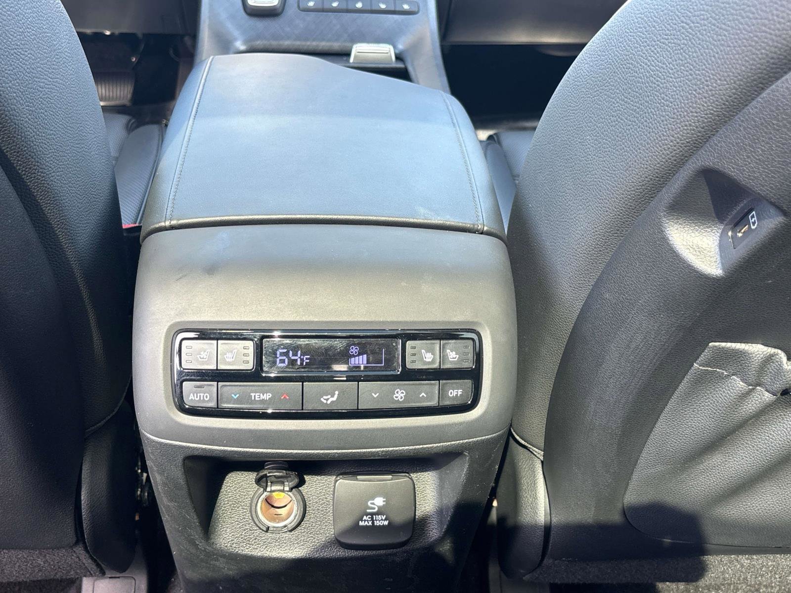 Used 2024 Hyundai Palisade Limited AWD/4WD image 11