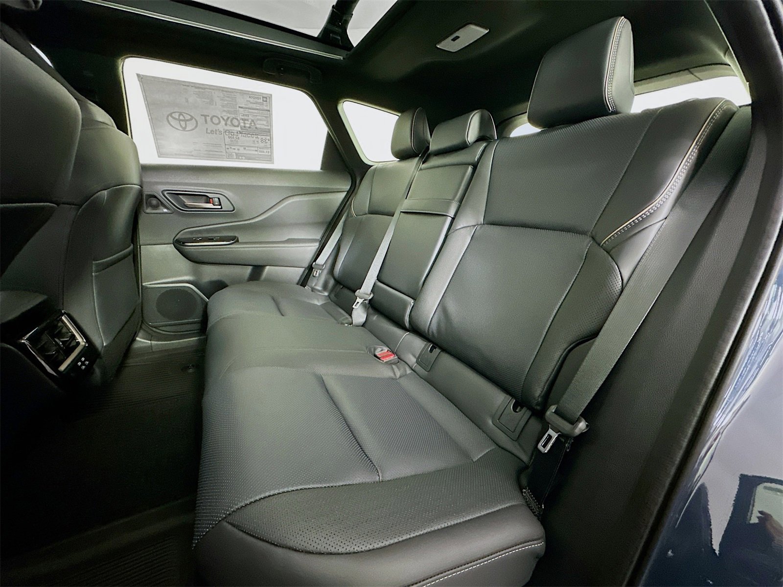 New 2025 Toyota Crown Signia Limited image 26