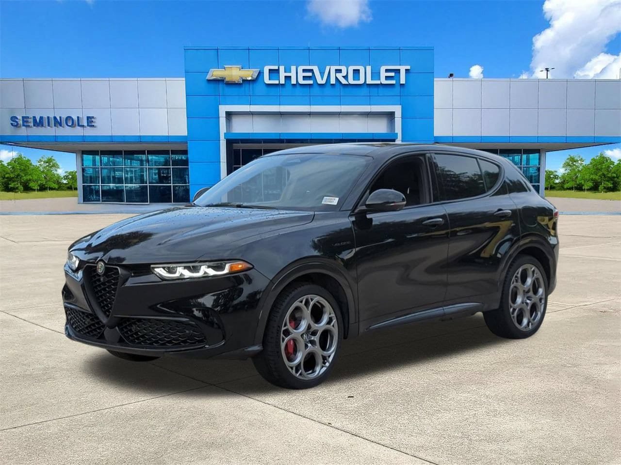 Used 2024 Alfa Romeo Tonale Veloce AWD/4WD image 2
