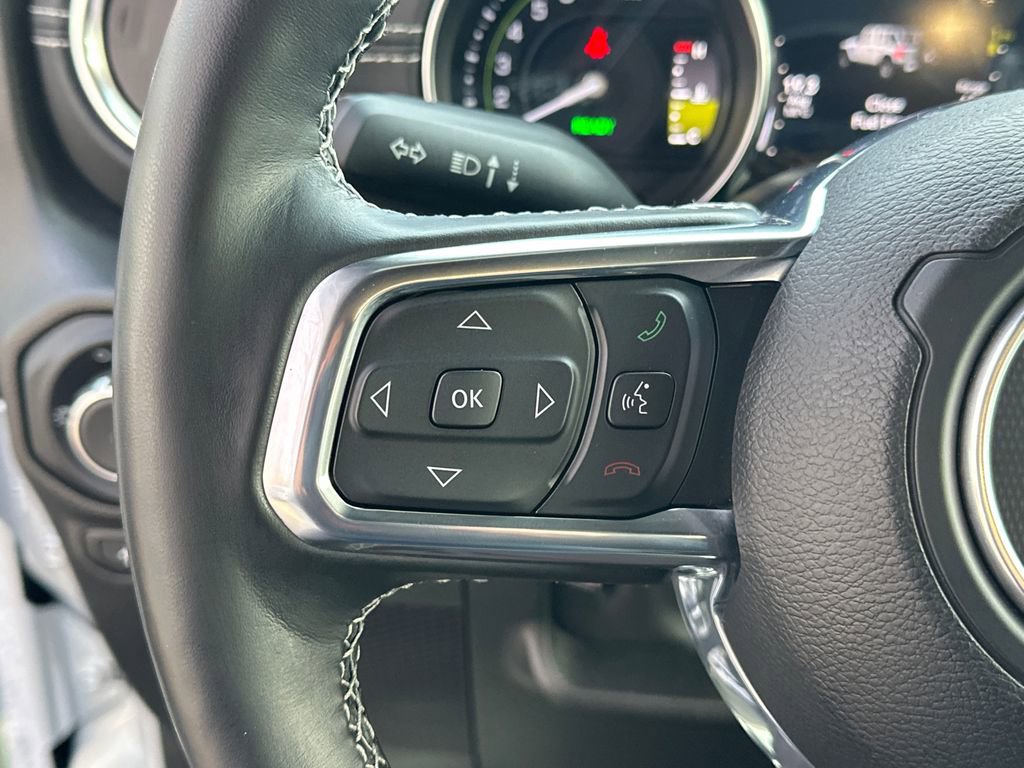 Used 2022 Jeep Wrangler Unlimited Sahara w/ Cold Weather Group image 26