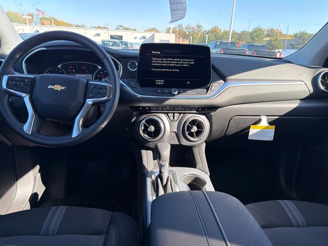 New 2026 Chevrolet Blazer LT w/ LPO, Floor Liner Package FWD image 20