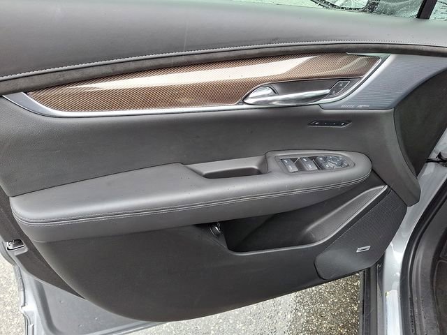 Certified 2024 Cadillac XT6 Premium Luxury w/ Platinum Package image 10