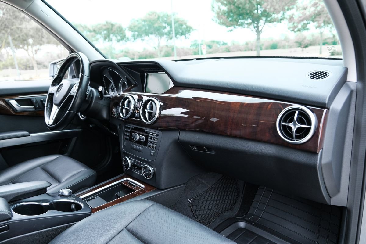 Used 2014 Mercedes-Benz GLK 250 BlueTEC 4MATIC image 40