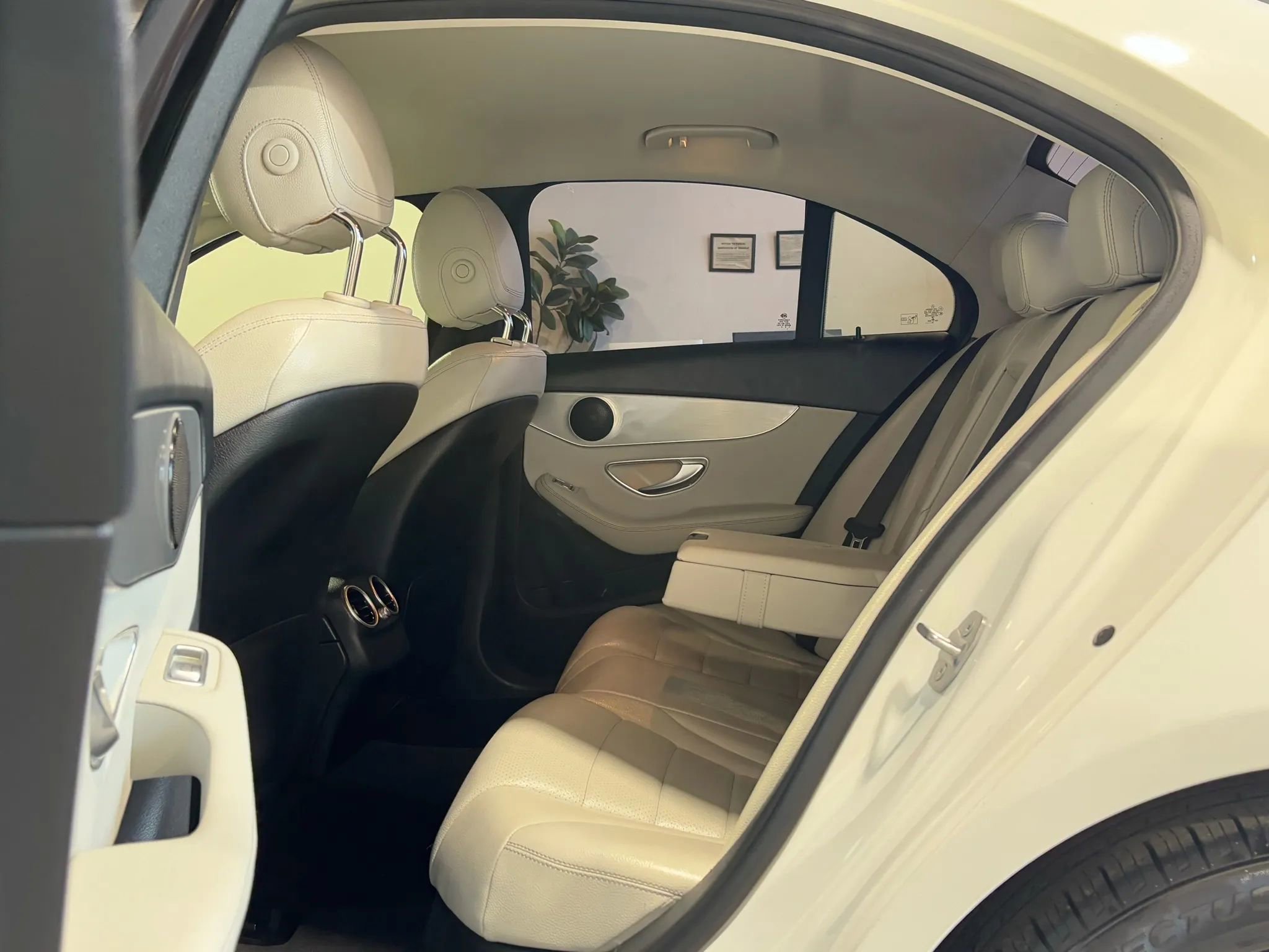 Used 2017 Mercedes-Benz C 300 Sedan image 10