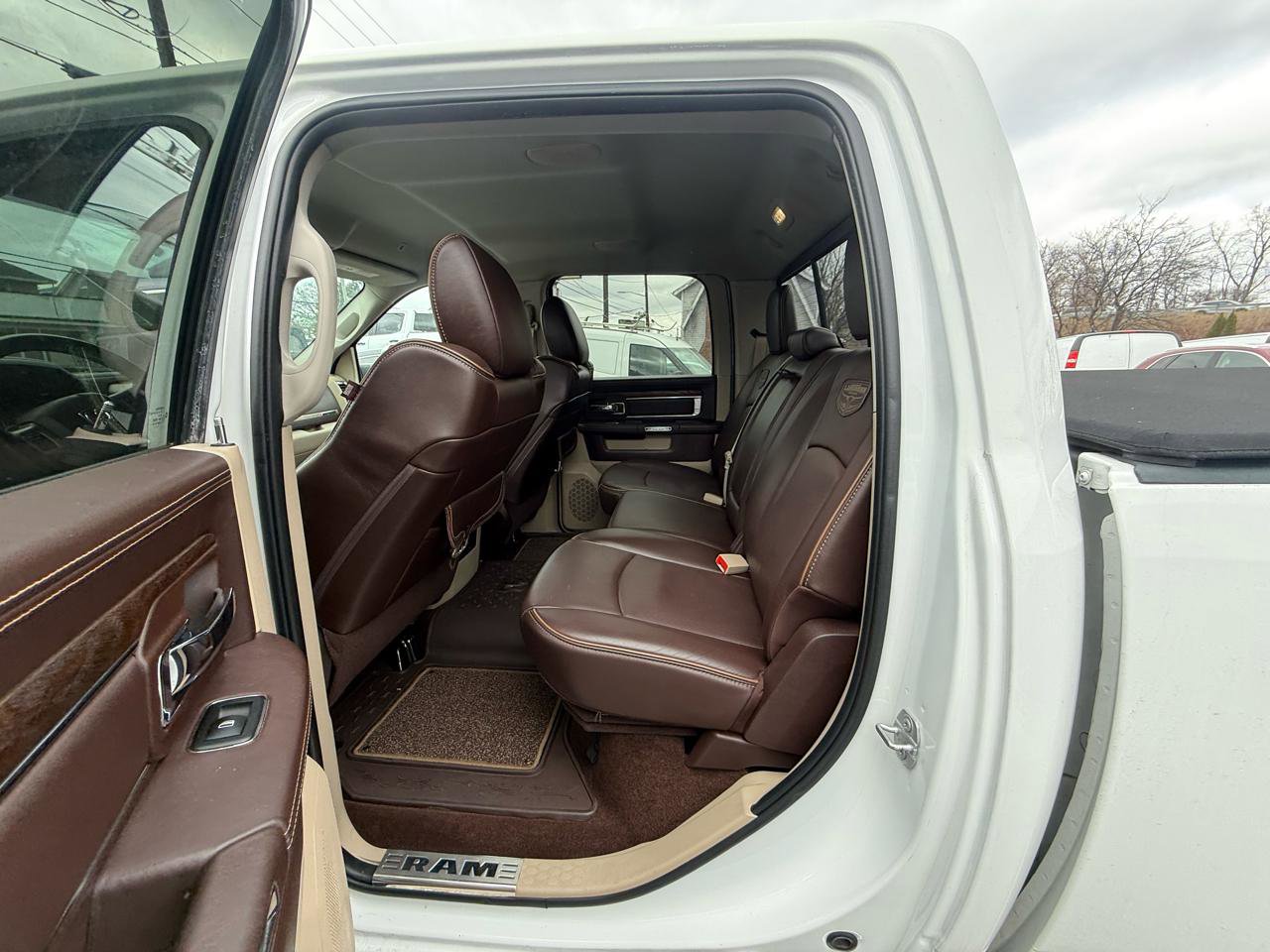 Used 2018 RAM 3500 Laramie Longhorn image 49