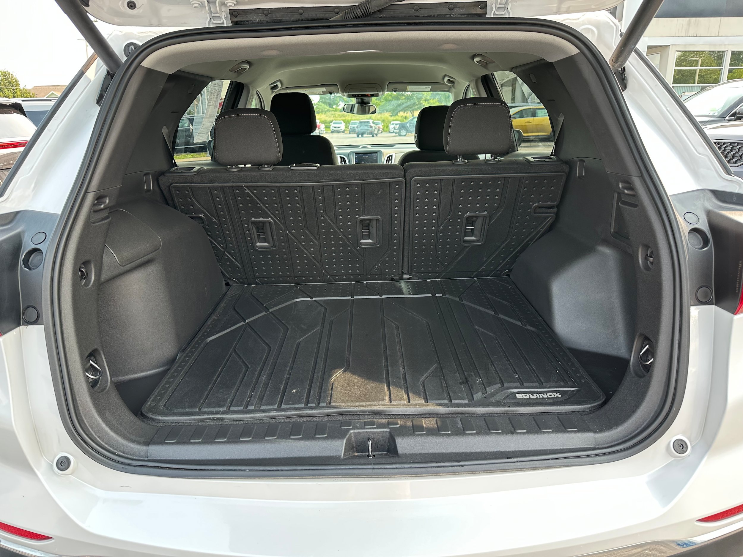 Used 2021 Chevrolet Equinox LT AWD/4WD image 10
