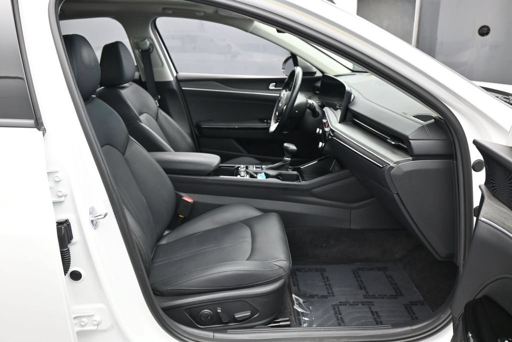 Used 2025 Kia K5 EX FWD image 45