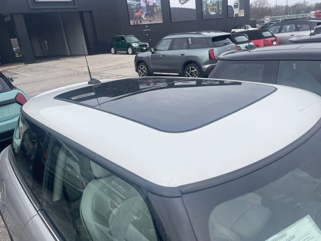 Used 2024 MINI Cooper SE image 39
