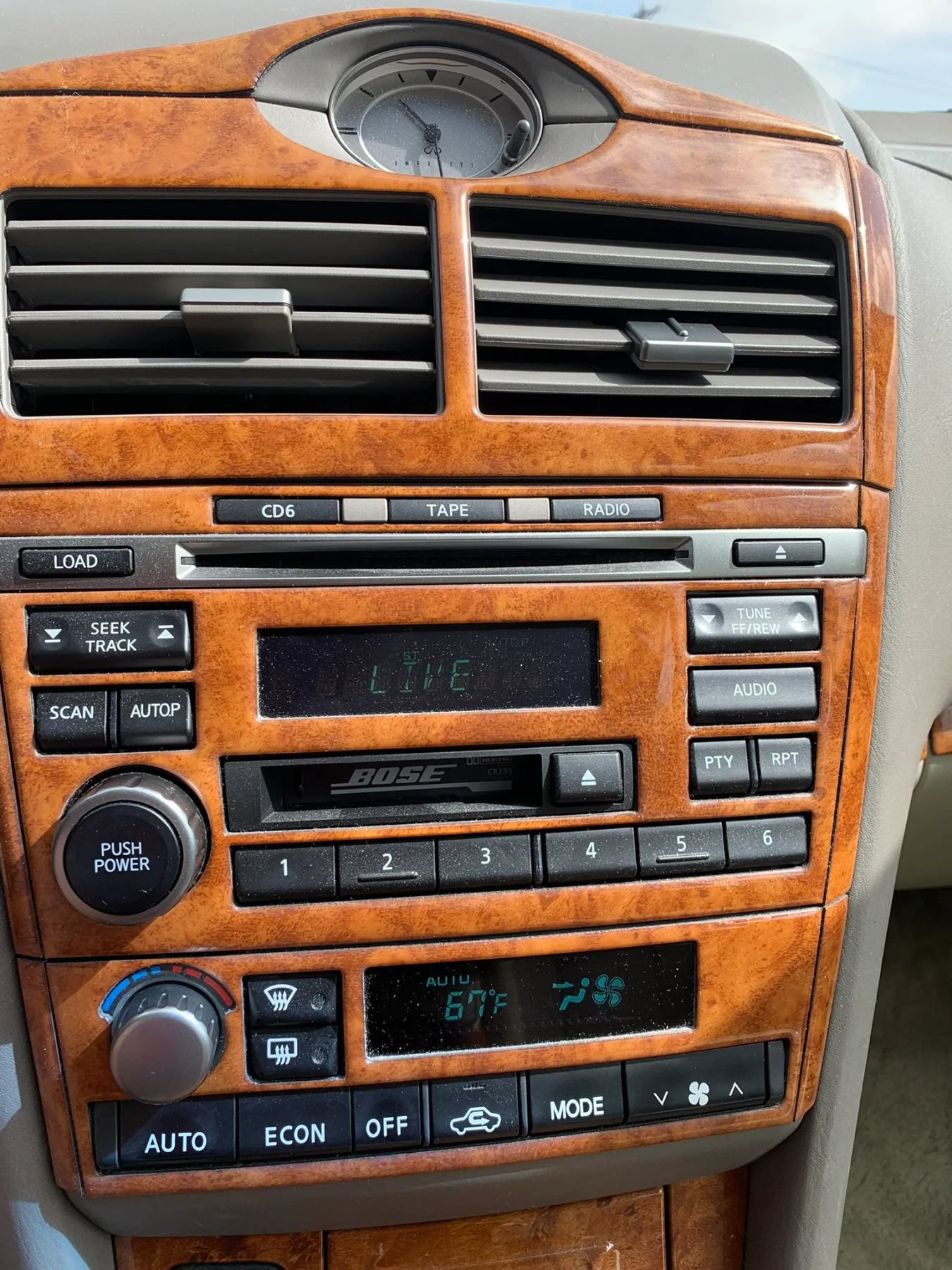 Used 2003 INFINITI I35 w/ Sunroof & Sunshade Pkg FWD image 32