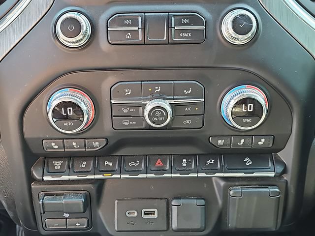 Used 2020 GMC Sierra 2500 Denali w/ Denali Ultimate Package AWD/4WD image 25