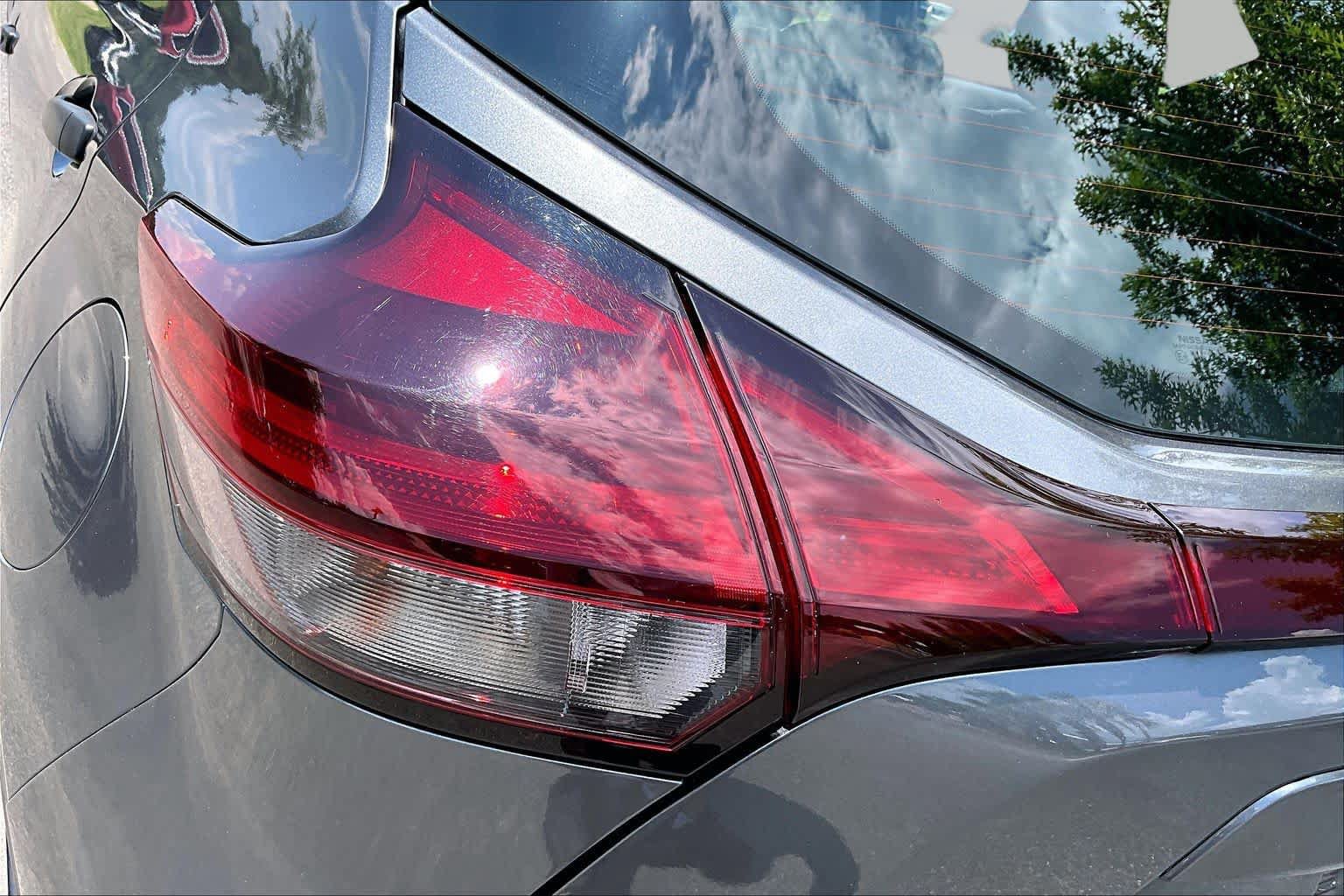 Used 2023 Nissan Kicks S FWD image 28