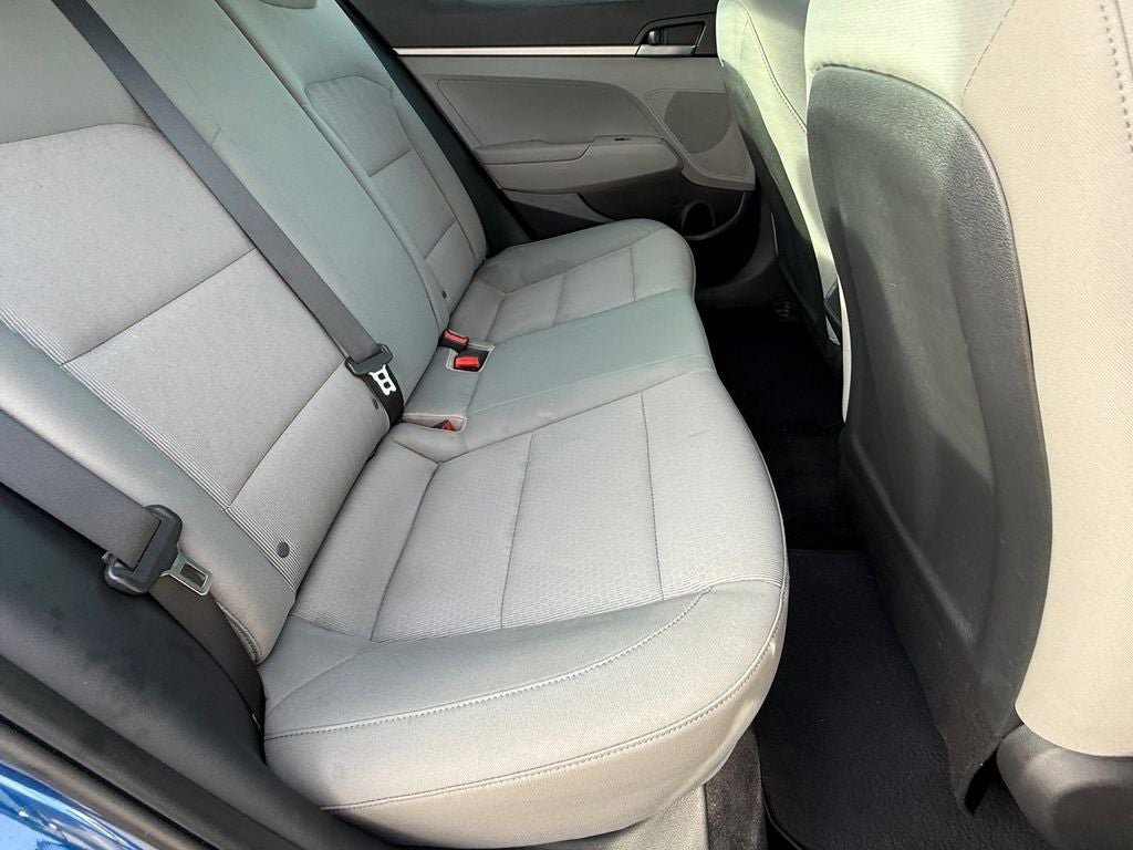 Used 2017 Hyundai Elantra SE FWD image 11