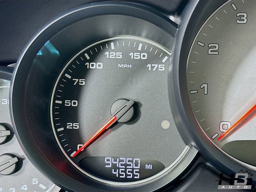 Used 2017 Porsche Cayenne S image 11