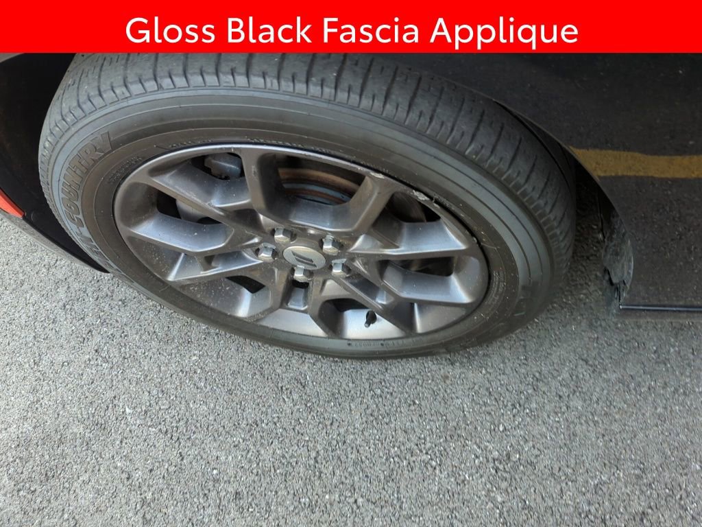 Used 2018 Dodge Charger GT w/ Blacktop Package image 5