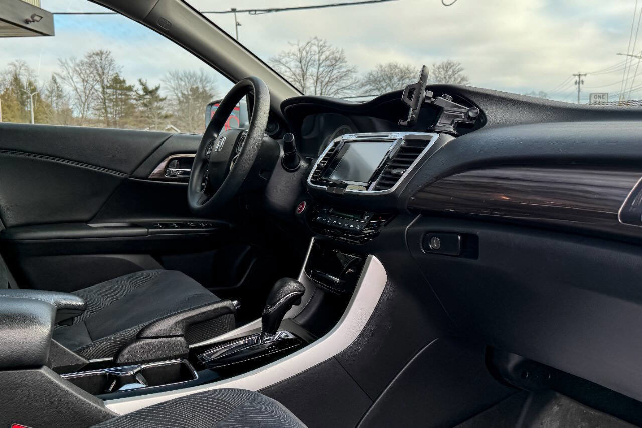 Used 2016 Honda Accord EX image 13