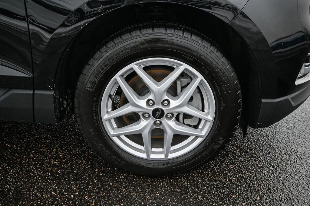 Certified 2024 Ford Edge SEL w/ Convenience Package image 15