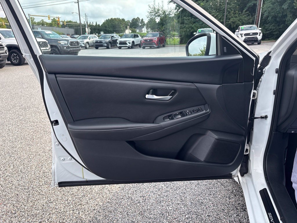 Used 2025 Nissan Sentra SV w/ All-Weather Package FWD image 10