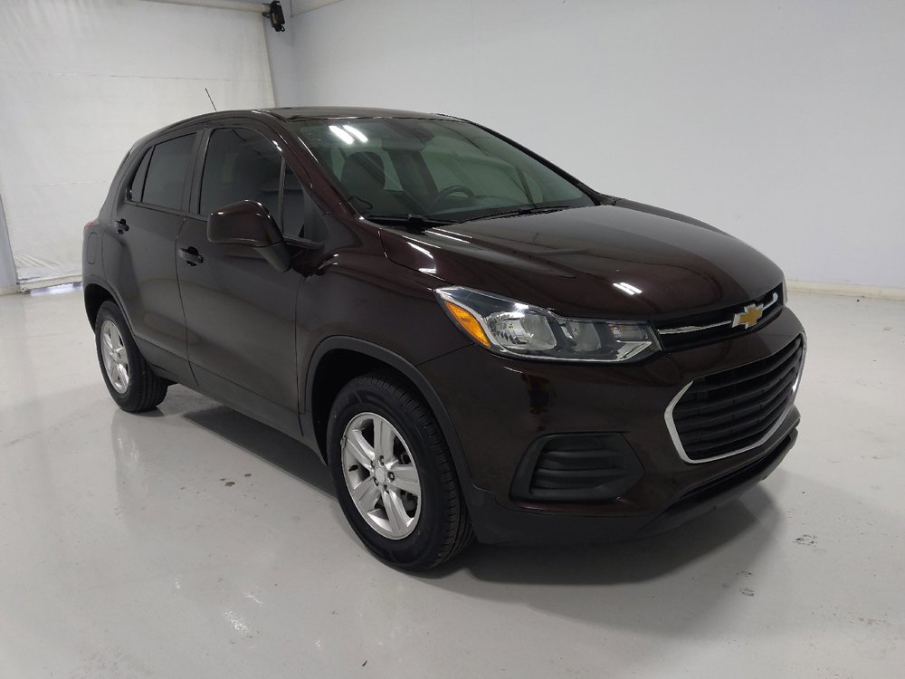 Used 2021 Chevrolet Trax LS w/ Tint and Cruise Package image 13