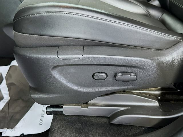 Used 2019 Buick Encore Sport Touring image 20