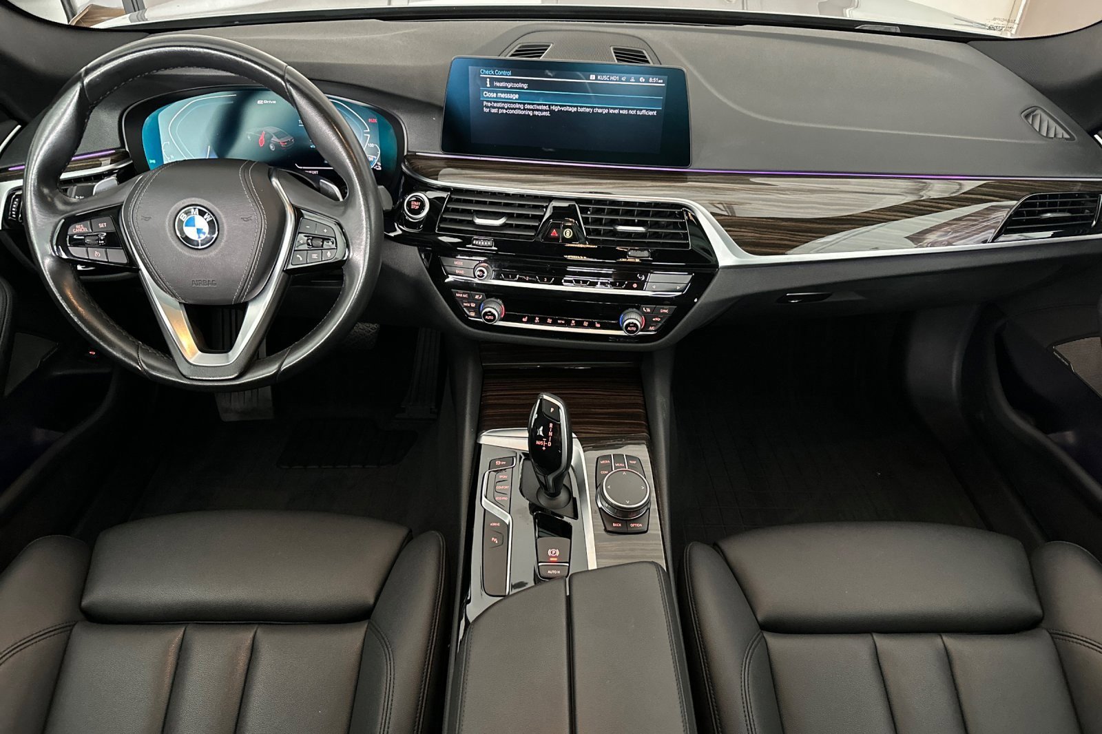 Used 2020 BMW 530e w/ Convenience Package RWD image 12